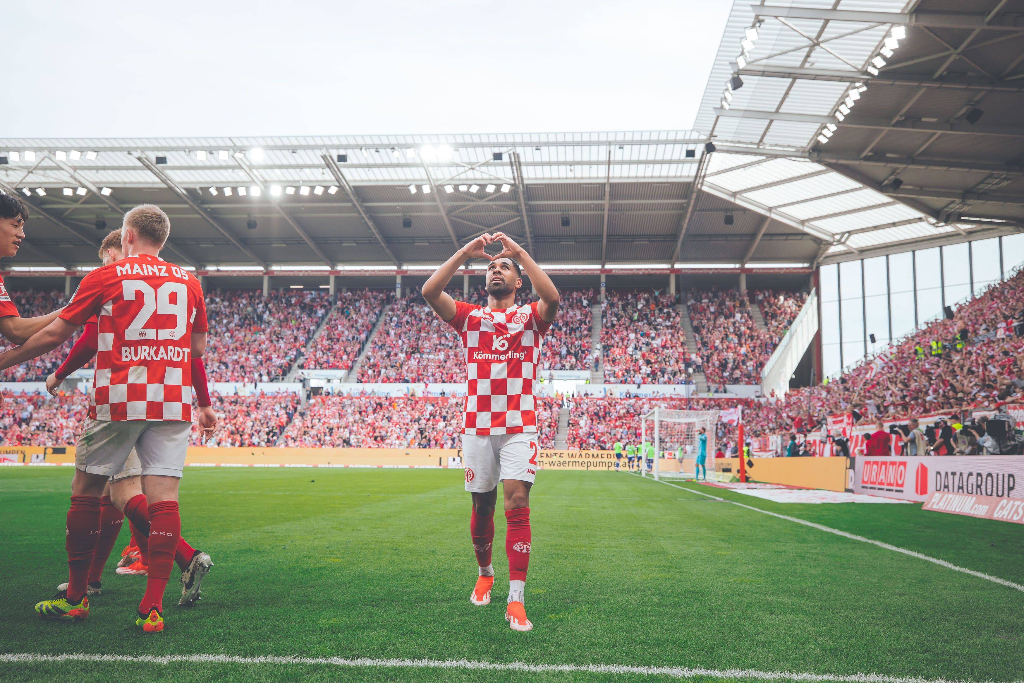 乐鱼登录-美因茨战胜福伦达尔瓦，保级前景存有疑虑