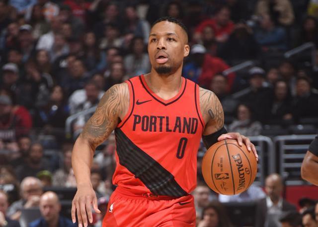 乐鱼体育-爵士击败开拓者，豪取三连胜